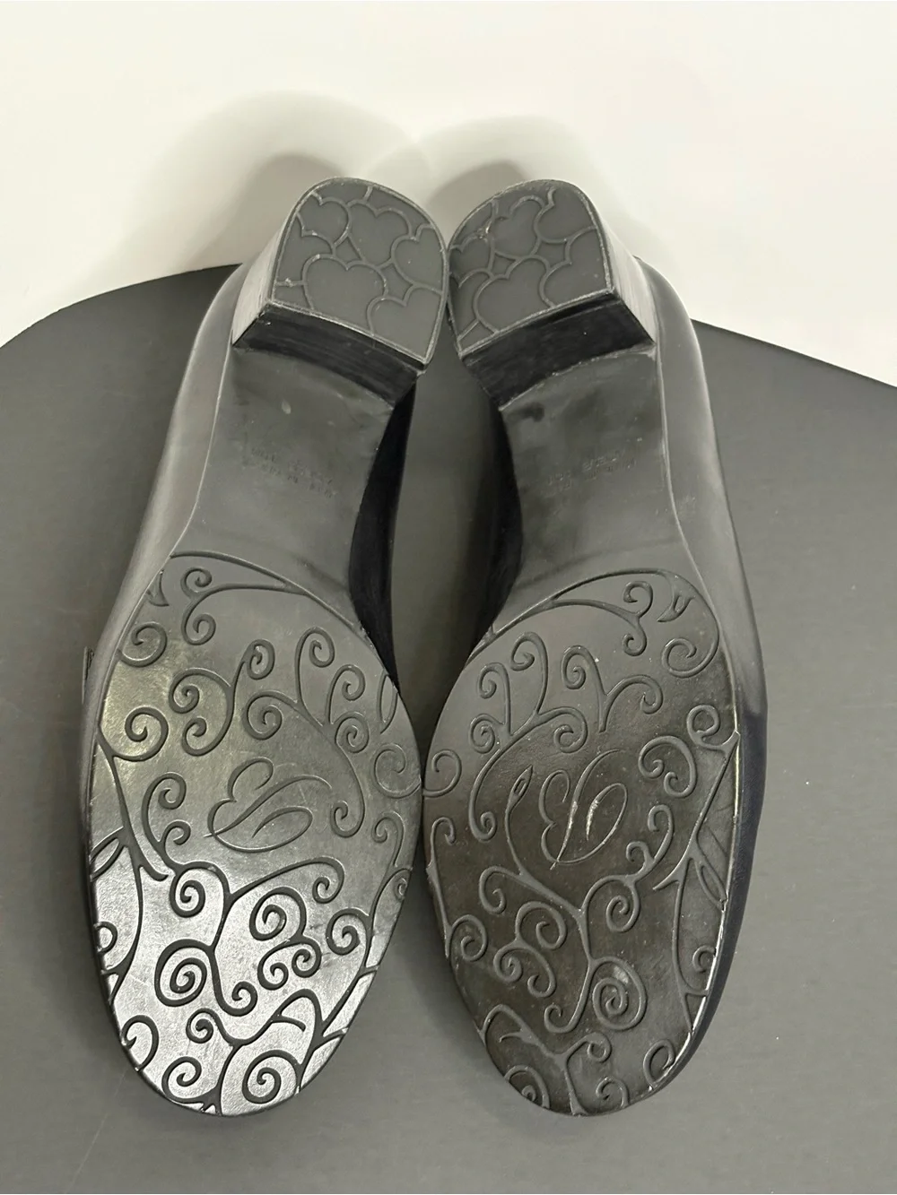 Brighton Black Leather Croc Embossed Loafer Pumps Silver Buckle